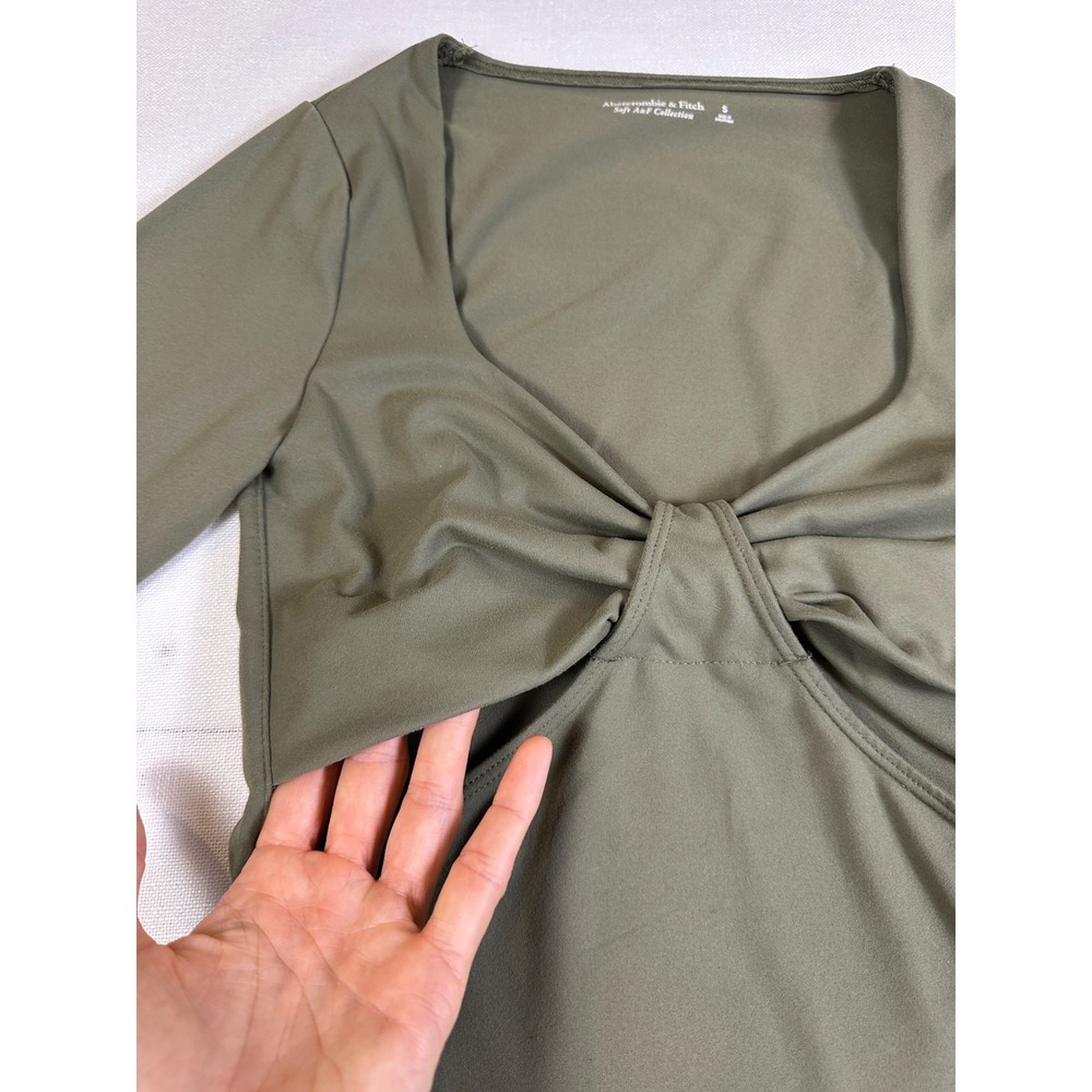 Abercrombie & Fitch Soft A&F Long Sleeve Cutout Twist Bodice Bodysuit Olive S - Picture 5 of 9